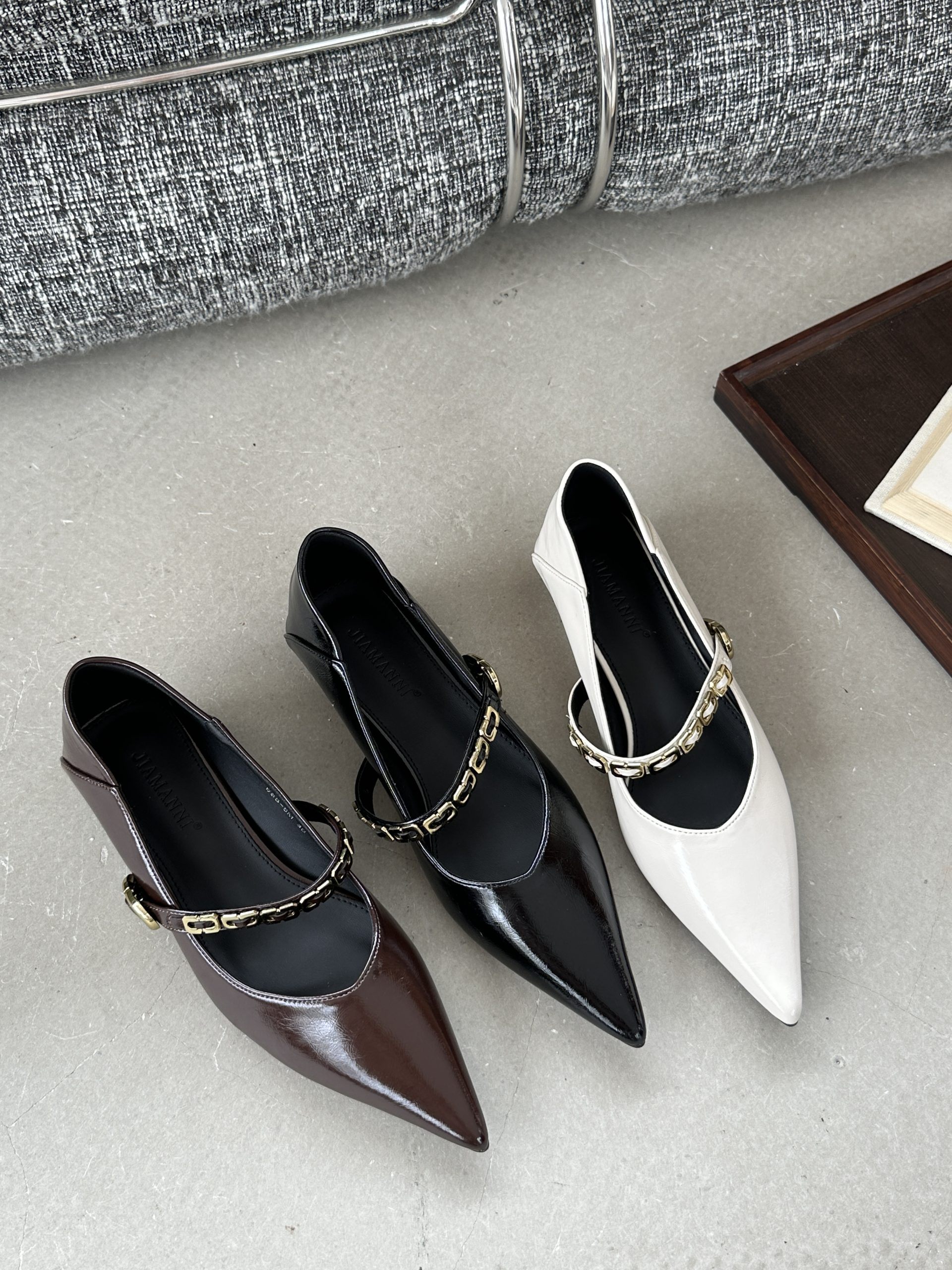 French Chic Low Heel Pointed Toe Mary Jane Shoes for Women 2024 Autumn New Style