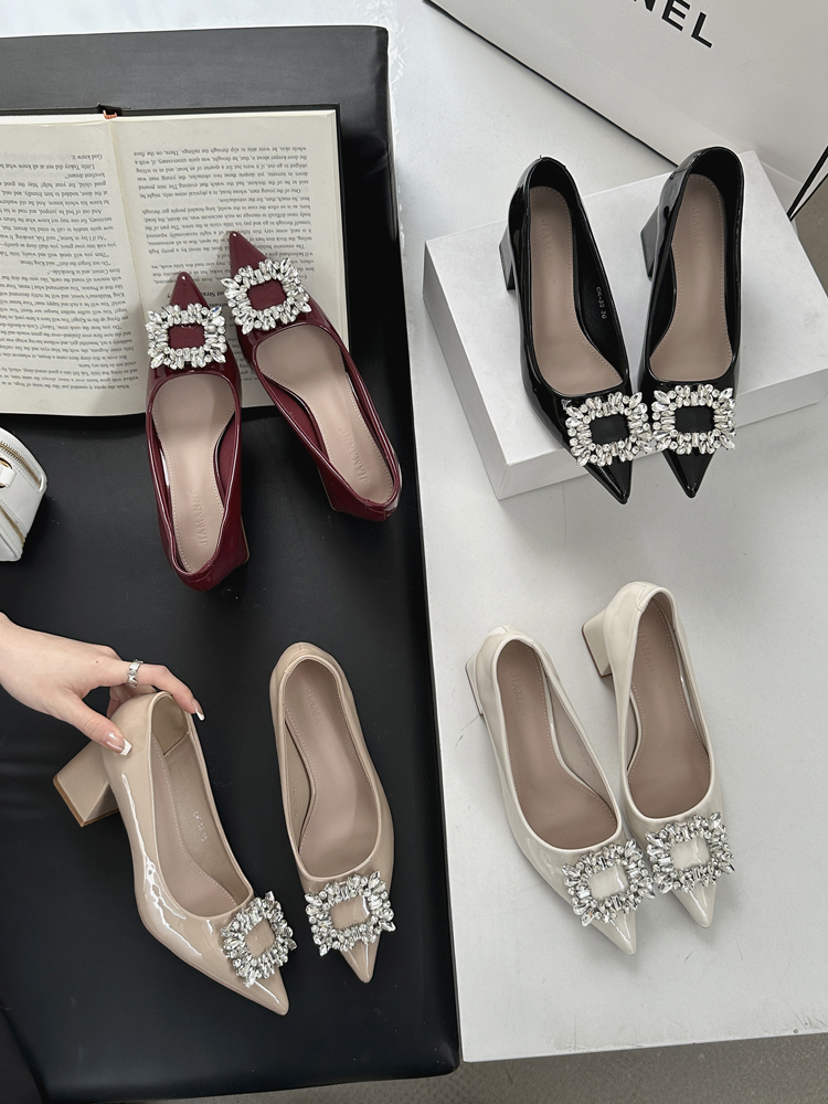 Sexy Nude Patent Leather High Heel Women's Shoes Black Professional Thin Heel Spring Summer Pointed Toe Shallow Mouth Comfortable Temperament Flat Shoes